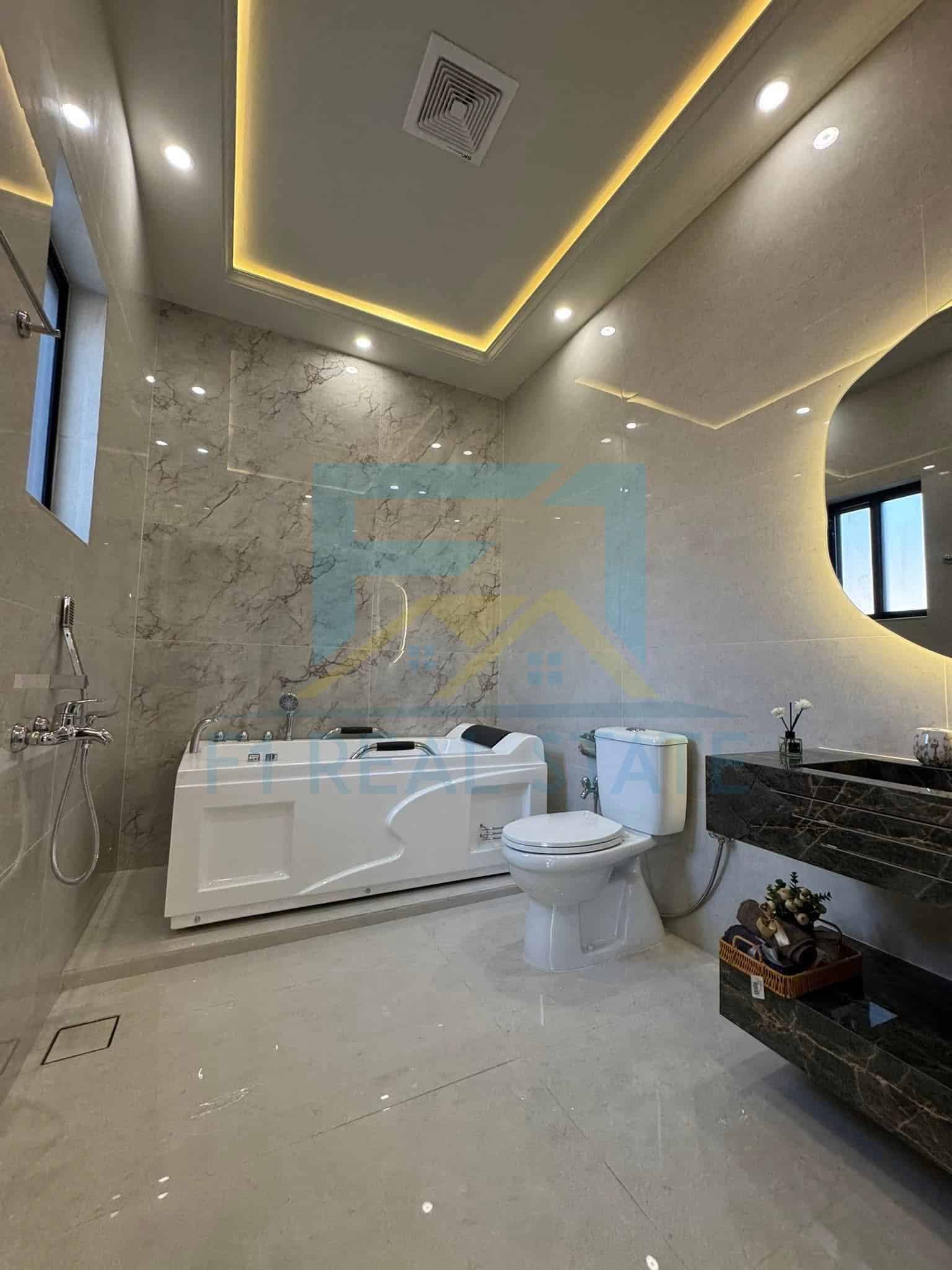 House For Sale In phase 8 Bahria Town Rawalpindi 8.5 Marla