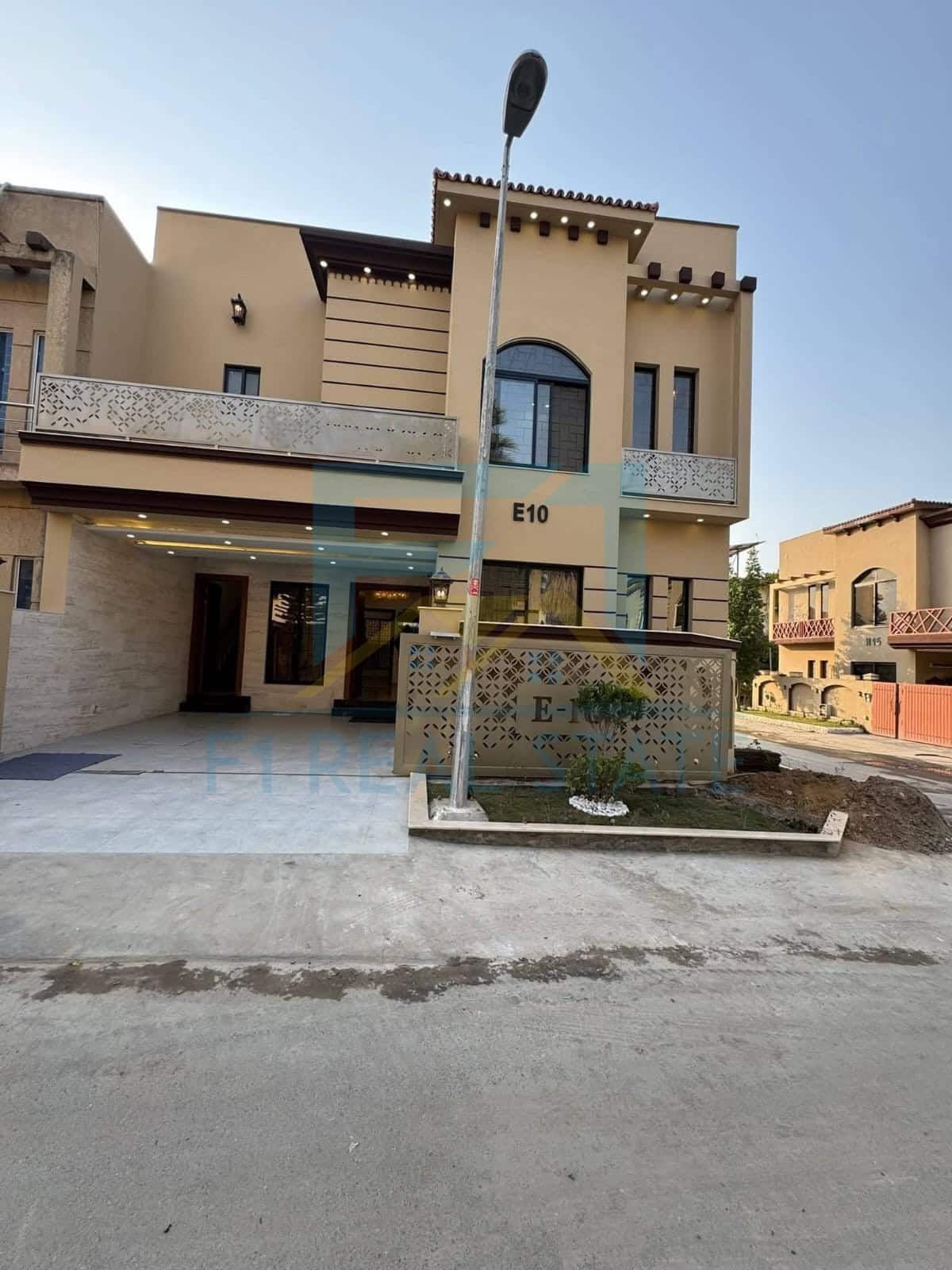 House For Sale In phase 8 Bahria Town Rawalpindi 8.5 Marla