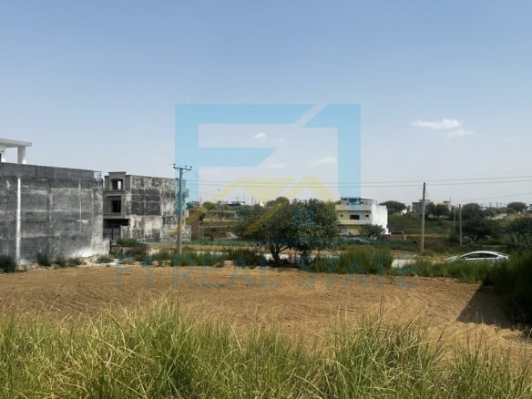 Plot for Sale Close to Amenities in I-16/1