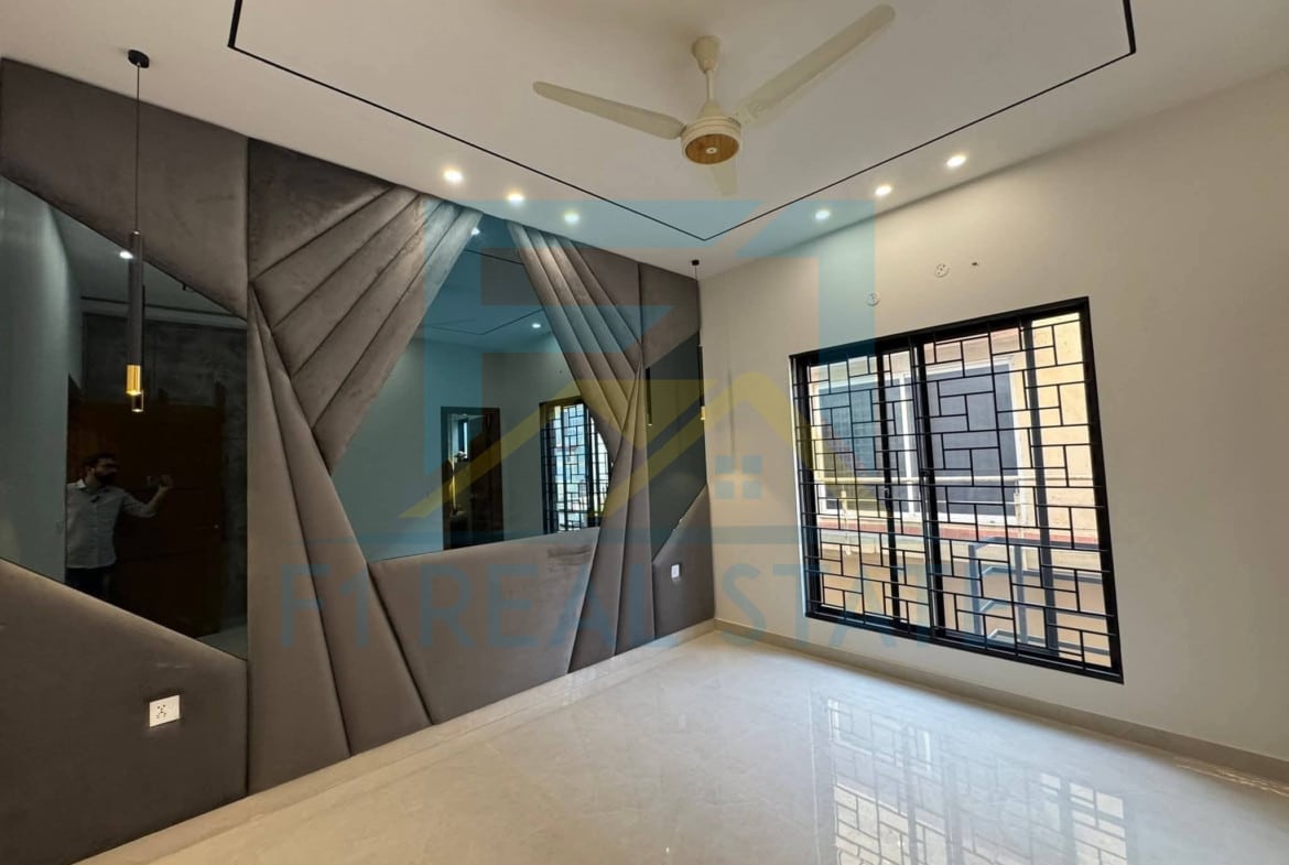 House For Sale In phase 8 Bahria Town Rawalpindi 8.5 Marla