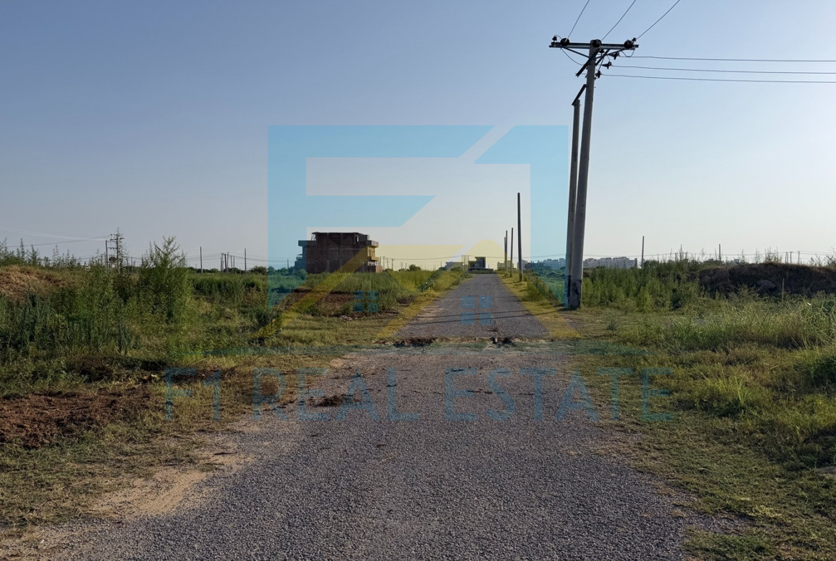 Plot for Sale in I-15/2 – 8 Marla Ideal Location